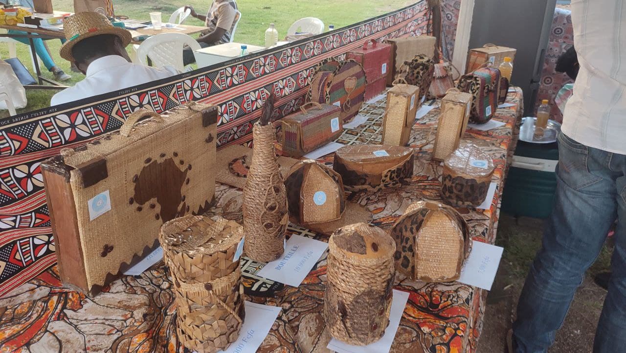 DETAILS FESTIVALS, EXPOSITIONS ET FOIRES image 11