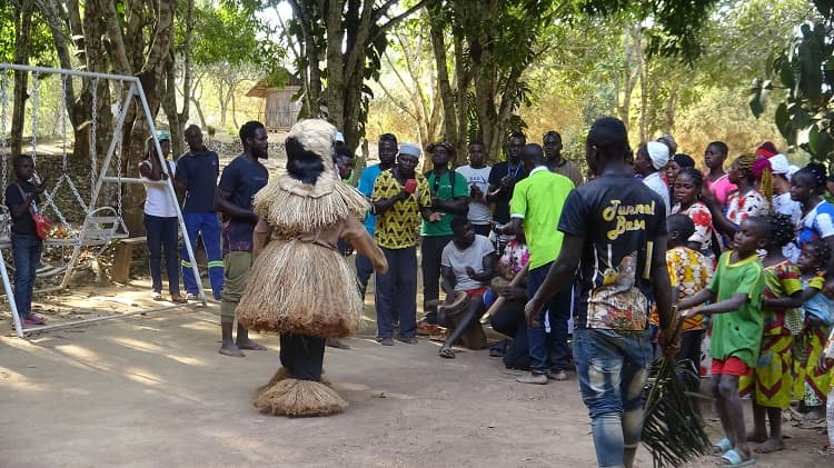 ATELIER DE DANSE ET MUSIQUE AU VILLAGE PILOTE image 2