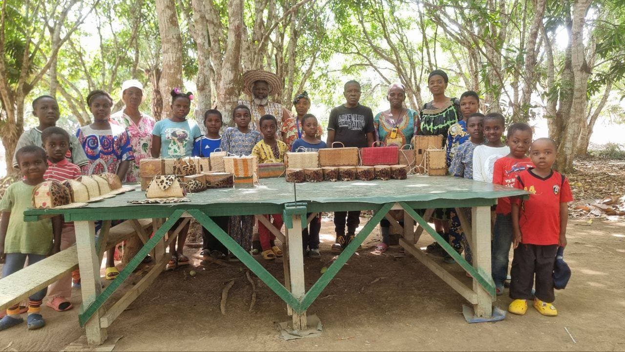 ATELIER D'ARTISANAT DU VILLAGE PILOTE SAVE AFRICA image 1